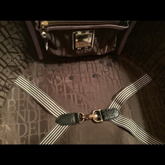 Henri bendel wheelie hat box - Picture 4 of 6